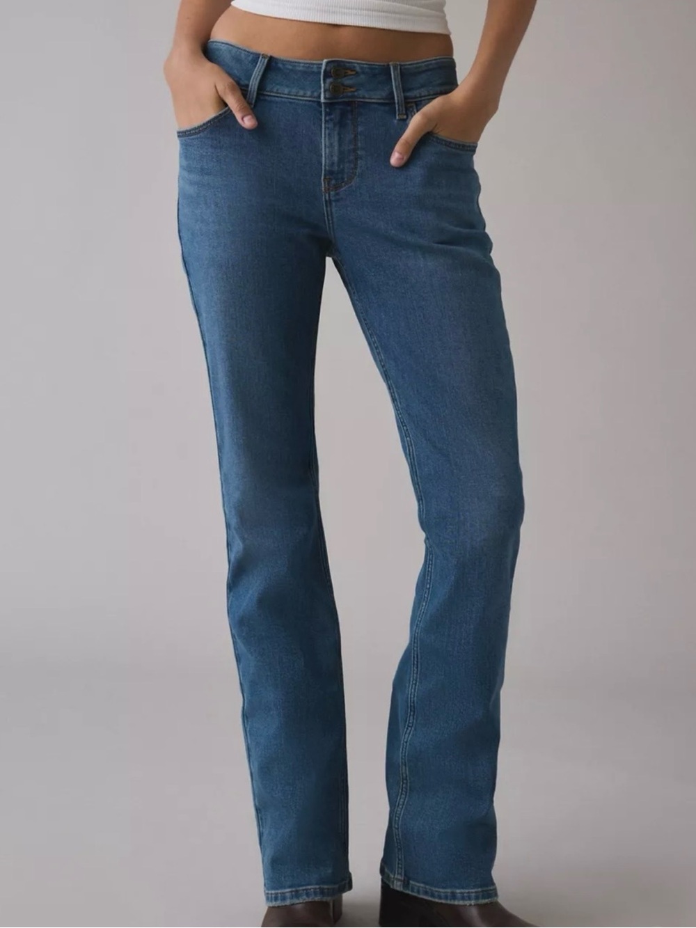 Wrangler '70s-Inspired Low Rise Jeans, Flared, Bootcut Size 24 NWT